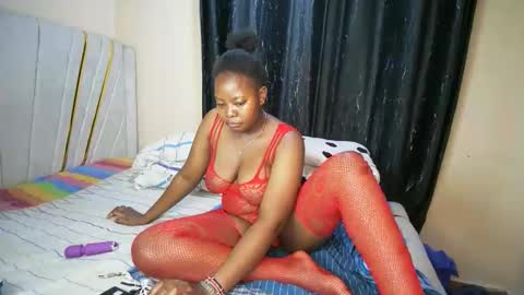 nellyeluxe online show from January 14, 8:36 pm