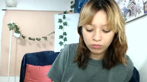 Snapshot of nena_lov chatting on March 12, 4:24 pm Star online show from March 12, 4:24 pm