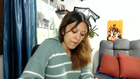 Snapshot of nena_lov chatting on October 13, 11:07 pm Star online show from October 13, 11:07 pm