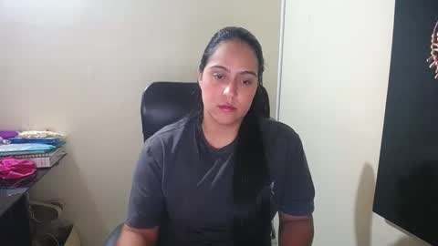 kelly lopez online show from December 19, 1:18 pm