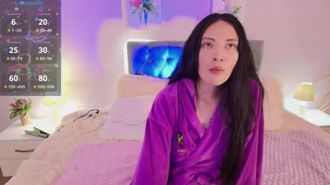 Sarah  online show from June 7, 8:21 am