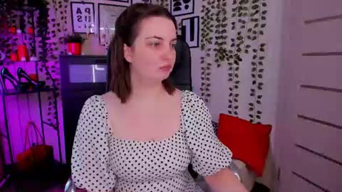 nero_asta online show from July 18, 11:24 am