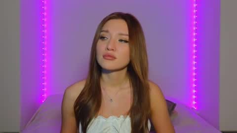 Nessa online show from January 20, 6:32 pm