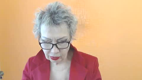 NessyJenixs online show from January 17, 9:17 am