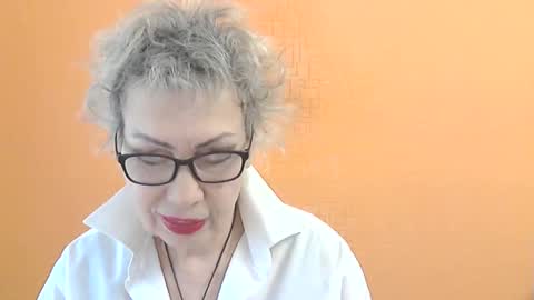 NessyJenixs online show from March 19, 9:02 am