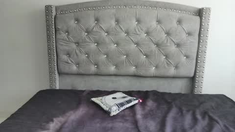 nesuko_kamado online show from February 4, 5:23 pm