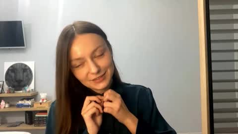 Agne online show from November 22, 2:20 pm