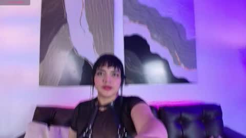Nia Blum online show from November 19, 3:17 am
