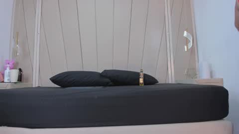 Nia online show from March 9, 4:59 am