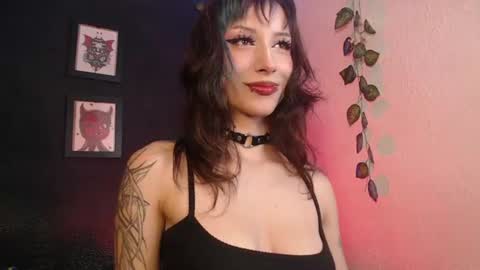  niakat  online show from June 11, 2:11 am
