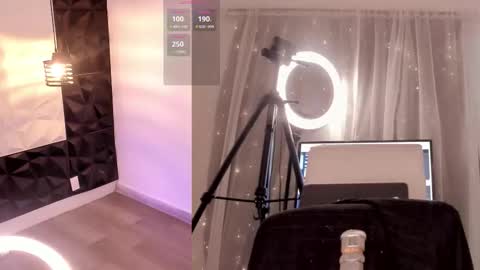 Nicky online show from September 14, 3:59 am