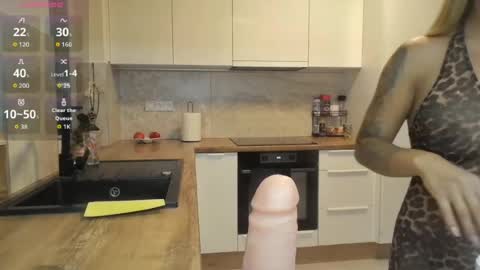 Secret Amateur HuGirl online show from June 12, 8:39 pm