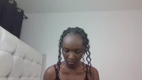 nicole161117 online show from January 5, 6:55 pm