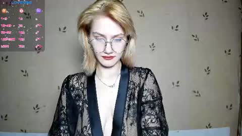 NicoleDavis online show from June 23, 7:23 pm