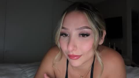 nicolelovesyou444 online show from July 8, 2:14 am