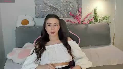 NicoleRossss online show from June 18, 1:07 am