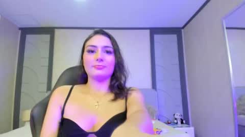 Call me Nicolette online show from November 5, 8:36 pm