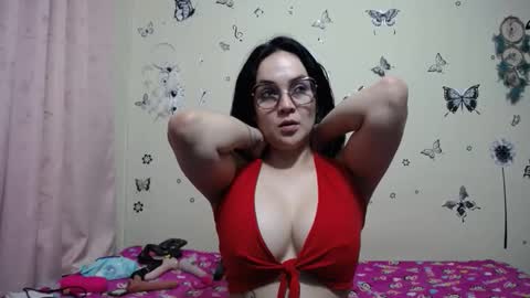 nicolle_sky online show from February 11, 9:55 am