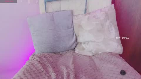 Nicolle online show from June 27, 12:22 pm