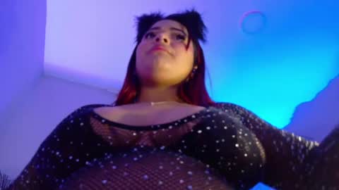 Nicolle Miley online show from July 27, 6:54 am