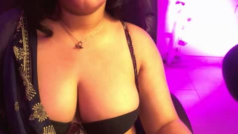 nightqueen107446 online show from March 10, 5:55 am