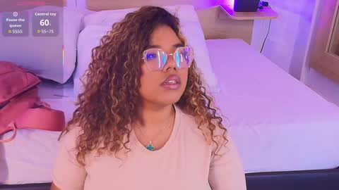 Call me Nicky online show from November 17, 6:19 pm