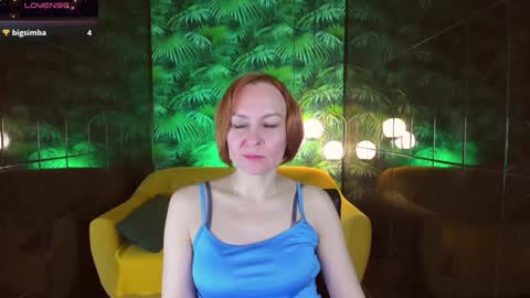 Snapshot of nika_gentle chatting on December 7, 6:10 am Nika online show from December 7, 6:10 am