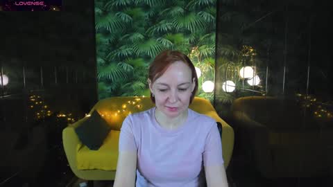 Snapshot of nika_gentle chatting on January 3, 5:39 am Nika online show from January 3, 5:39 am