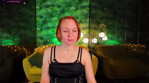 Snapshot of nika_gentle chatting on December 29, 7:39 am Nika online show from December 29, 7:39 am