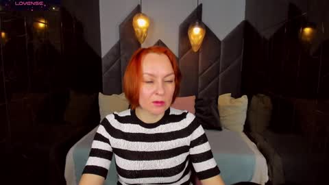 Snapshot of nika_gentle chatting on December 20, 5:36 am Nika online show from December 20, 5:36 am