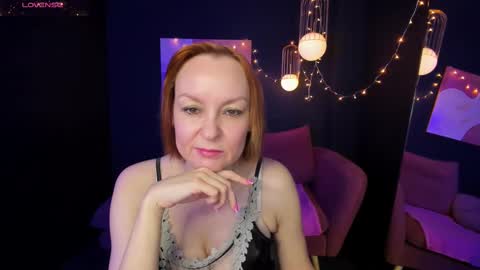 Snapshot of nika_gentle chatting on February 9, 5:29 am Nika online show from February 9, 5:29 am