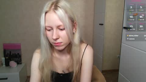  MY NAME IS AMILI WELCOME TO MY ROOM online show from May 19, 1:56 am
