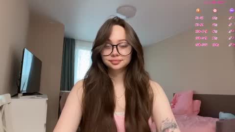 nikagpt online show from June 18, 7:32 am