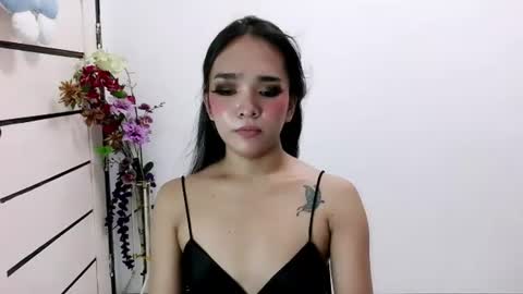 nikitta_morris online show from June 15, 5:51 am