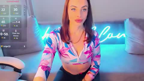 nikki_blondiee online show from March 21, 8:41 am