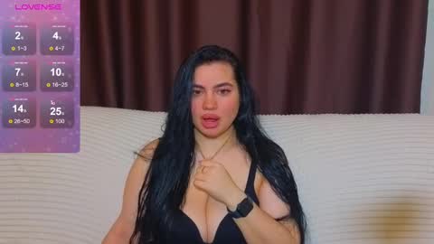 Nikki Kardashian online show from February 25, 10:31 pm