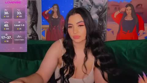 Nikki Kardashian online show from December 26, 9:26 pm