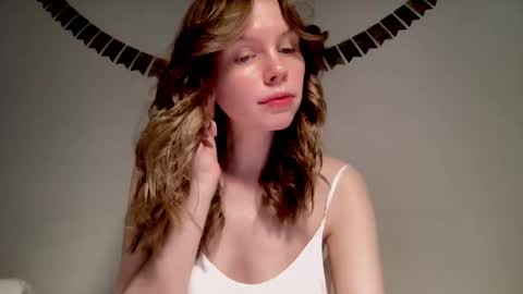 Snapshot of nikki_mi chatting on January 25, 10:08 am Nikki online show from January 25, 10:08 am
