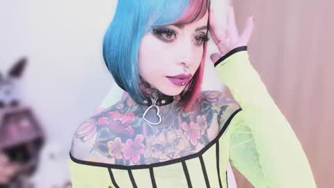 Nikki Ramone   online show from October 23, 12:05 am