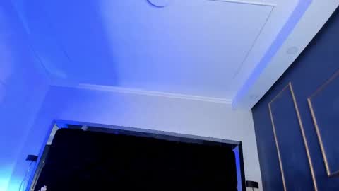     online show from February 27, 7:37 pm