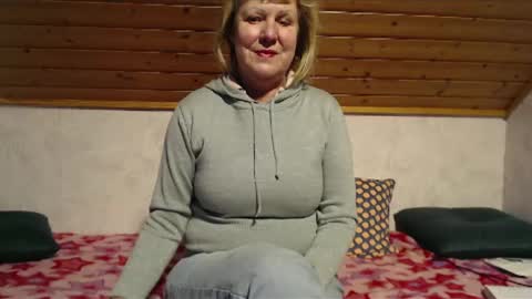 Snapshot of nikole111 chatting on January 13, 12:56 pm Nikole1 online show from January 13, 12:56 pm