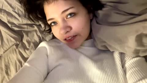 nikoli_naw online show from March 9, 8:10 pm