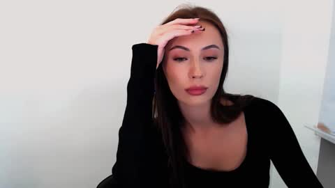 nikonara_ online show from October 20, 2:31 pm