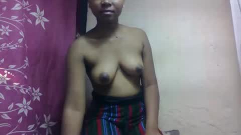Snapshot of nilahmarie chatting on September 18, 11:53 am nilah online show from September 18, 11:53 am