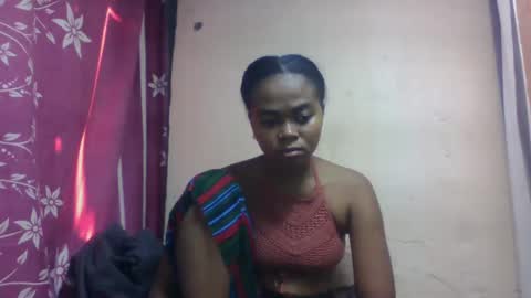 Snapshot of nilahmarie chatting on September 22, 12:58 pm nilah online show from September 22, 12:58 pm