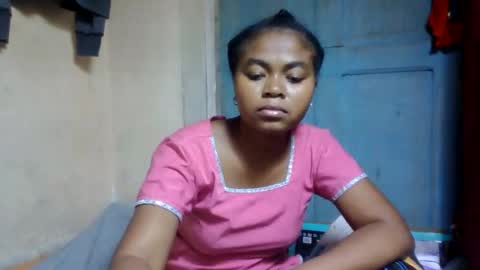 nilah online show from July 20, 1:57 pm