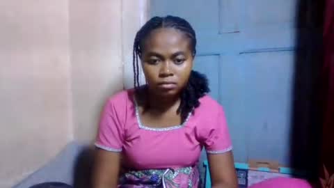 nilah online show from July 8, 8:49 am