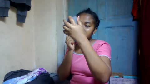 nilah online show from July 21, 5:35 pm