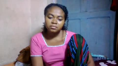 nilah online show from June 24, 10:14 am