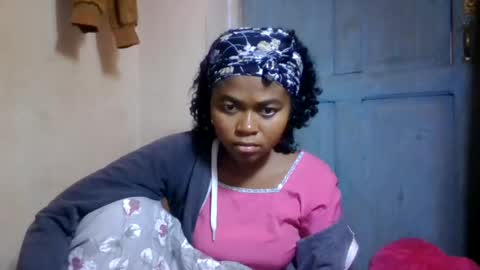 nilah online show from June 20, 12:52 pm
